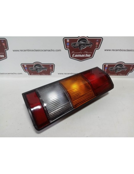 Piloto trasero derecho Renault Express ( primera serie )