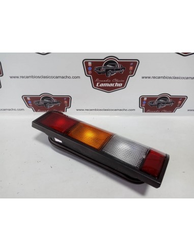 Piloto trasero derecho Renault Express ( primera serie )