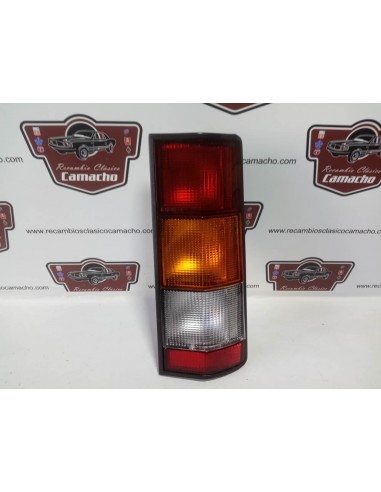 Piloto trasero derecho Renault Express ( primera serie )