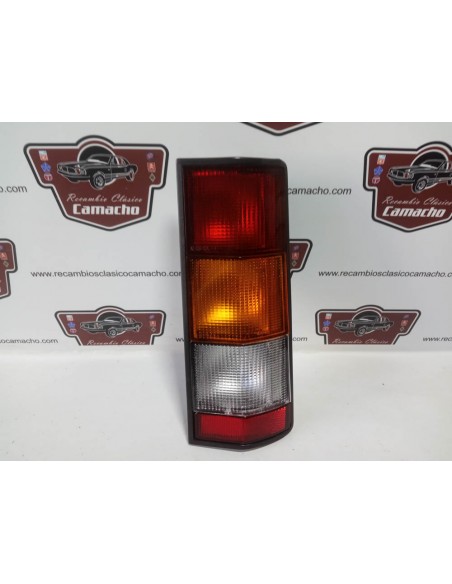 Piloto trasero derecho Renault Express ( primera serie )