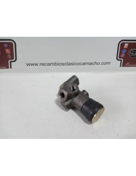 Regulador de freno Renault 4 , 6 , 12 de 2 tomas ( entrada y salida )