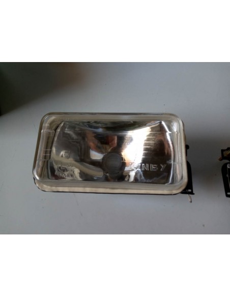 PAREJA FAROS ANTINIEBLA BLANCO RENAULT 5 TS Y TX