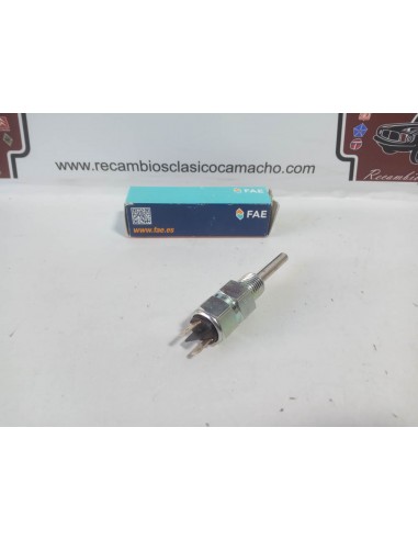 Interruptor marcha atrás Seat 124 , 1430 , 131 y 132 de 5 velocidades