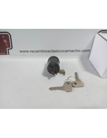 Bombín pulsador cerradura maletero Seat Panda hasta el 89