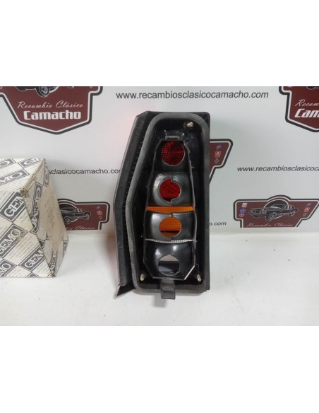 Piloto trasero derecho Volkswagen Polo mk2 (del 81 al 90)