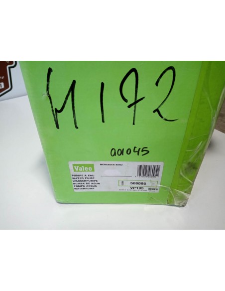 BOMBA DE AGUA MERCEDES BENZ 190 ,200 Y 230 W201 Y W123