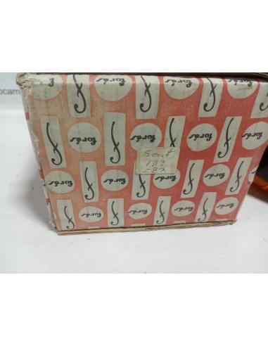 Piloto delantero Izquierdo Seat 132 ( Fores )