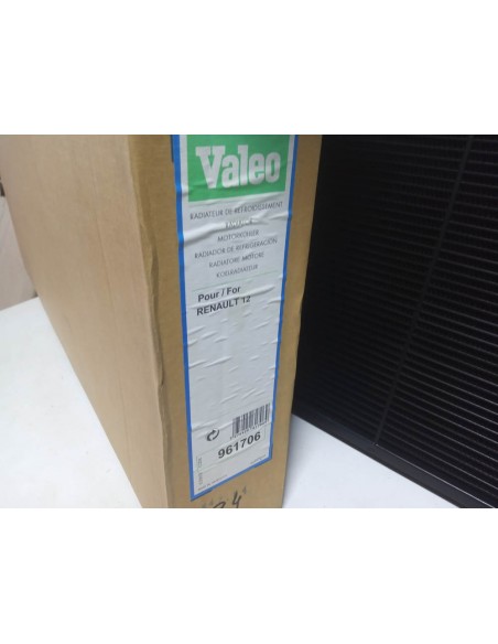 Radiador agua Renault 12 ( cobre )