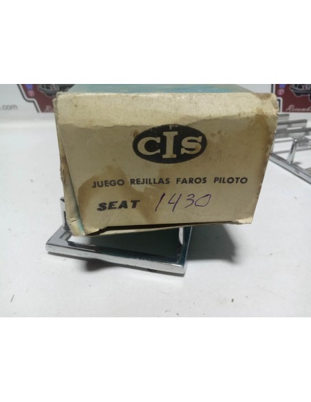 Juego protector embellecedor piloto trasero Seat 1430
