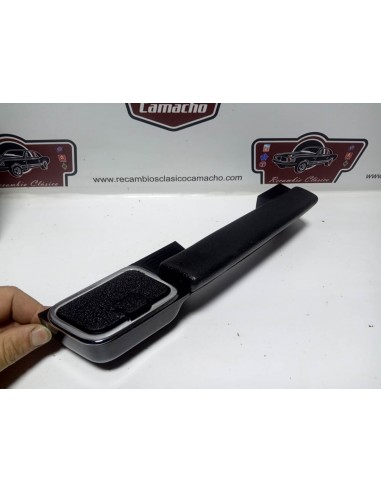 Apoyabrazos trasero derecho Seat 124