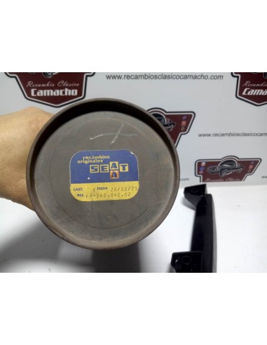 Apoyabrazos trasero derecho Seat 124