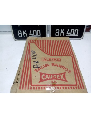 Pareja faldilla trasera Citroen AK 400