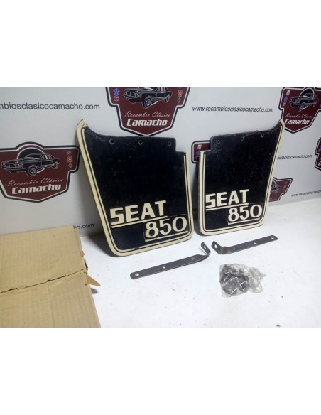 Pareja faldilla trasera Seat 850 con soportes (modelo 2)