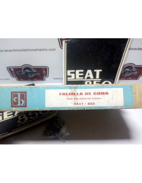 Pareja faldilla trasera Seat 850 con soportes (modelo 2)