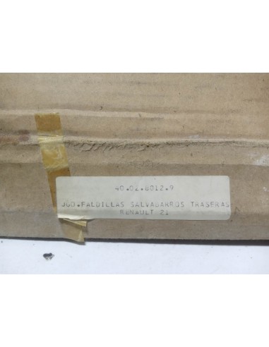 Pareja Faldilla trasera Renault 21