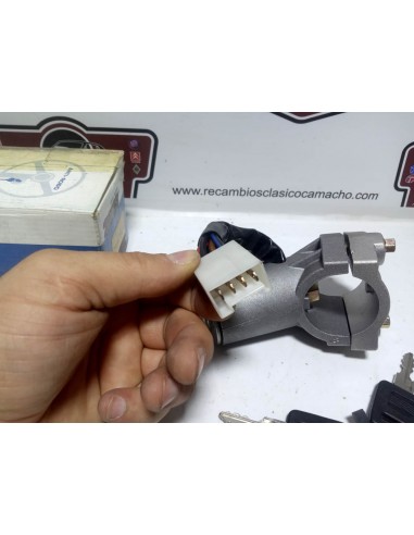 Clausor de arranque Seat Marbella y Panda (4 pines en linea)