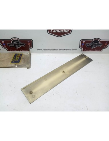 Moldura embellecedor tapa de guantera Seat 124 D