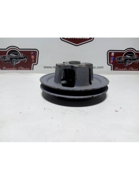 Polea bomba de agua Renault 4