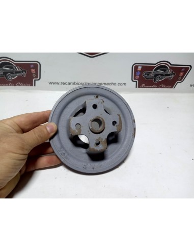 Polea bomba de agua Renault 4