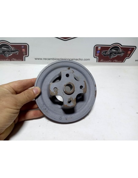 Polea bomba de agua Renault 4