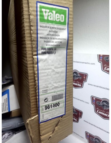 Radiador de motor Ford Fiesta MK1 motor 0.9 y 1.1 (cobre)