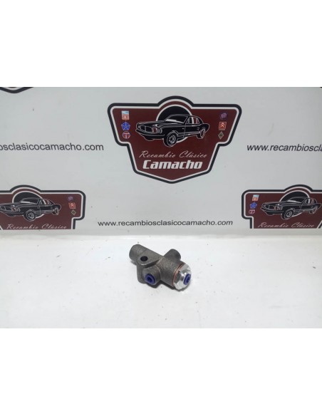 Repartidor de frenada Renault 8 , 10 y Renault 4 antiguo (1 entrada y 2 salidas)