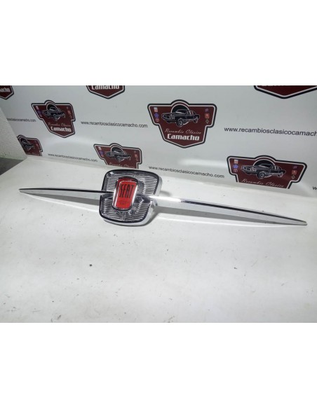 Rejilla delantera Seat 600 E