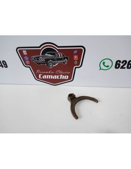 HORQUILLA CAJA CAMBIOS SEAT 124 ,131,132 Y 124 SPORT