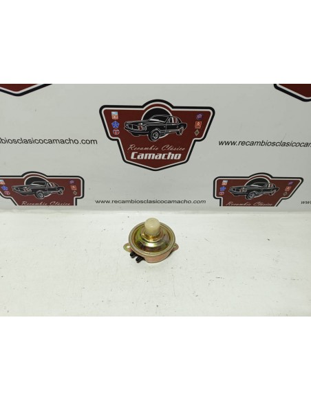 Bomba limpiaparabrisas de pie Ebro , Sava y Pegaso