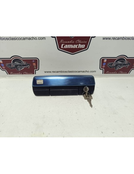 Manilla delantera derecha Seat 131 última serie con llaves