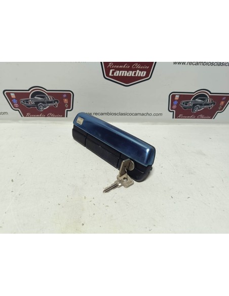 Manilla delantera derecha Seat 131 última serie con llaves