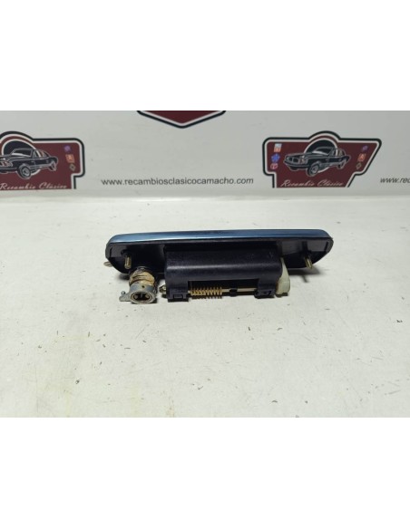 Manilla delantera derecha Seat 131 última serie con llaves