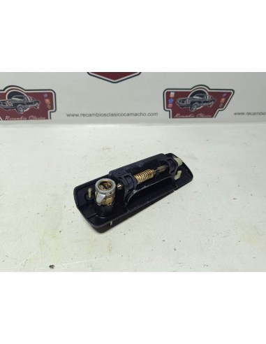 Manilla delantera derecha Seat 131 última serie con llaves