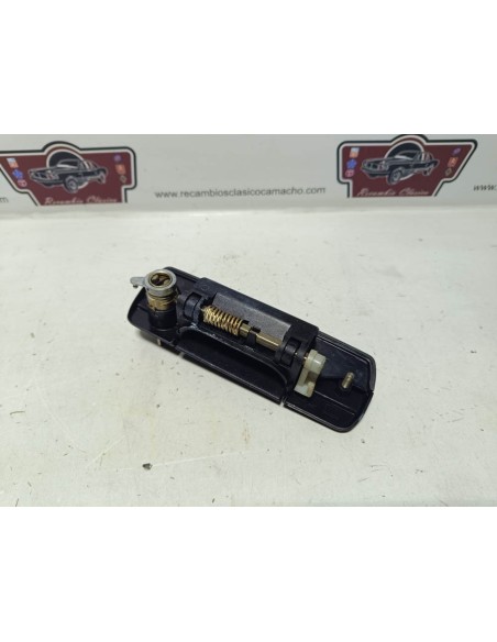 Manilla delantera derecha Seat 131 última serie con llaves