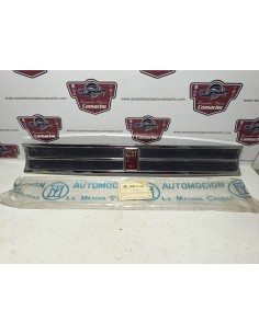 Rejilla Seat 850 Especial Lujo 4 puertas