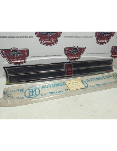 Rejilla Seat 850 Especial Lujo 4 puertas