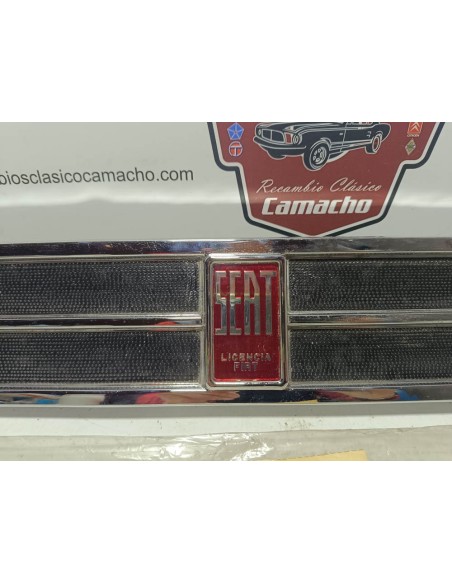 Rejilla Seat 850 Especial Lujo 4 puertas