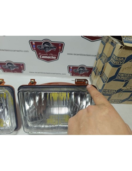 PAREJA FARO DELANTERO SAVA J4 EBRO J-4