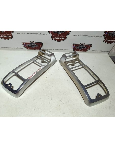 Pareja protector o bisel piloto trasero Seat 127 CL