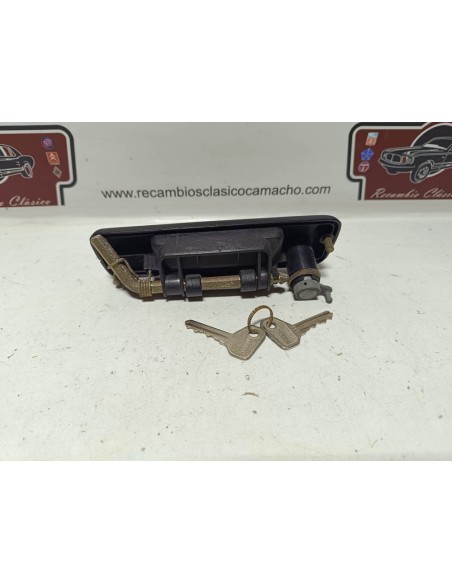 Manilla delantera izquierda con llaves Seat 127 Fura