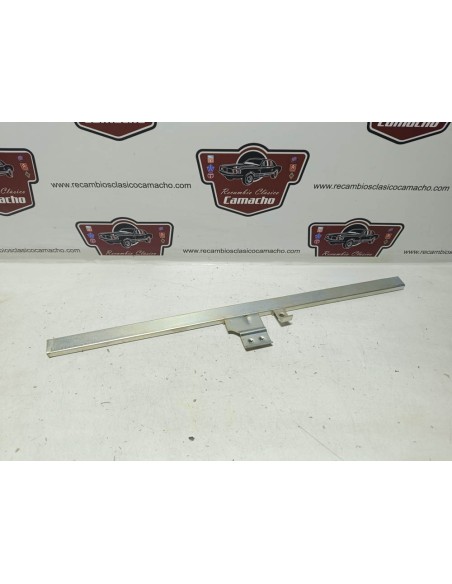 Guía de cristal izquierdo Seat 600 E y L