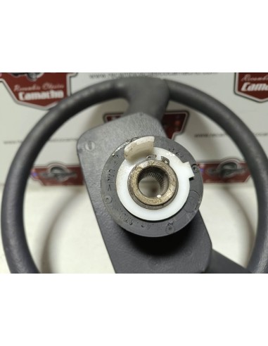 Volante Peugeot 205