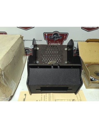 Mueble de radio Seat 133