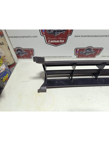 Rejilla delantera Seat Marbella