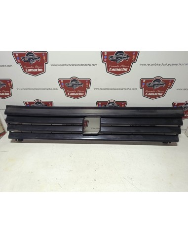 Rejilla delantera Seat Ibiza MK1 (sin emblema)