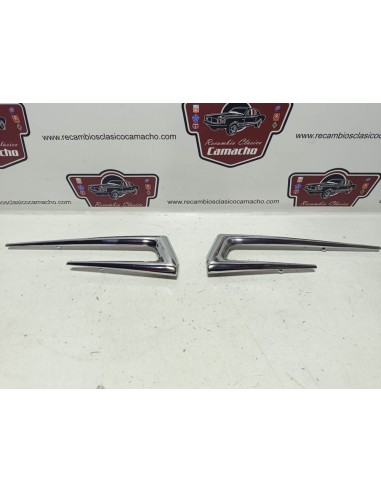 Pareja bigotera metálica Seat 600 D