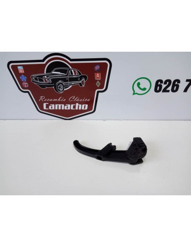 TIRADOR CAPO DELANTERO SEAT 131