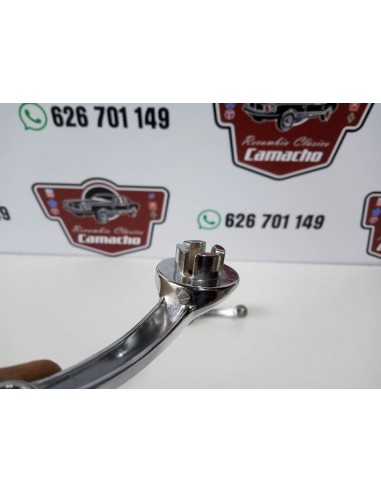 PAREJA MANILLA O MANETA ALZACRISTALES EBRO F-108 Y DKW