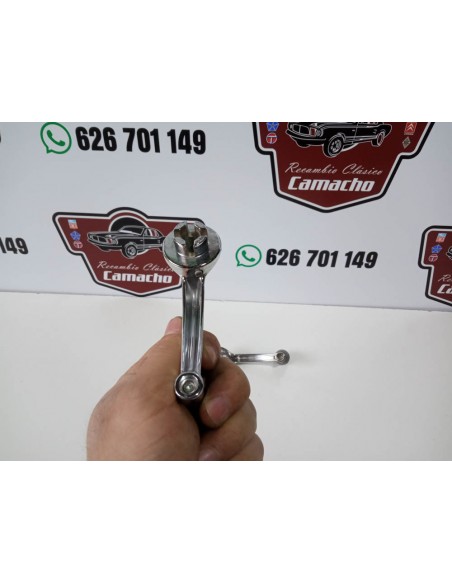 PAREJA MANILLA O MANETA ALZACRISTALES EBRO F-108 Y DKW