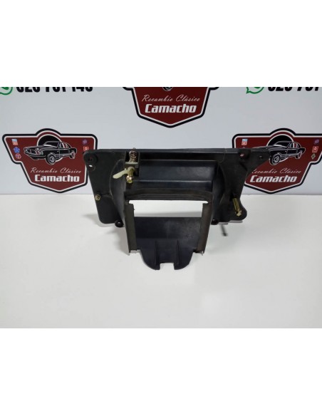 SOPORTE DE FARO IZQUIERDO SEAT 131 1ª SERIE
